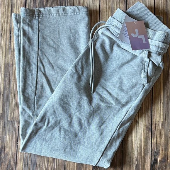 NWT JoyLab Gray Straight Leg Sweatpants S - Picture 1 of 7